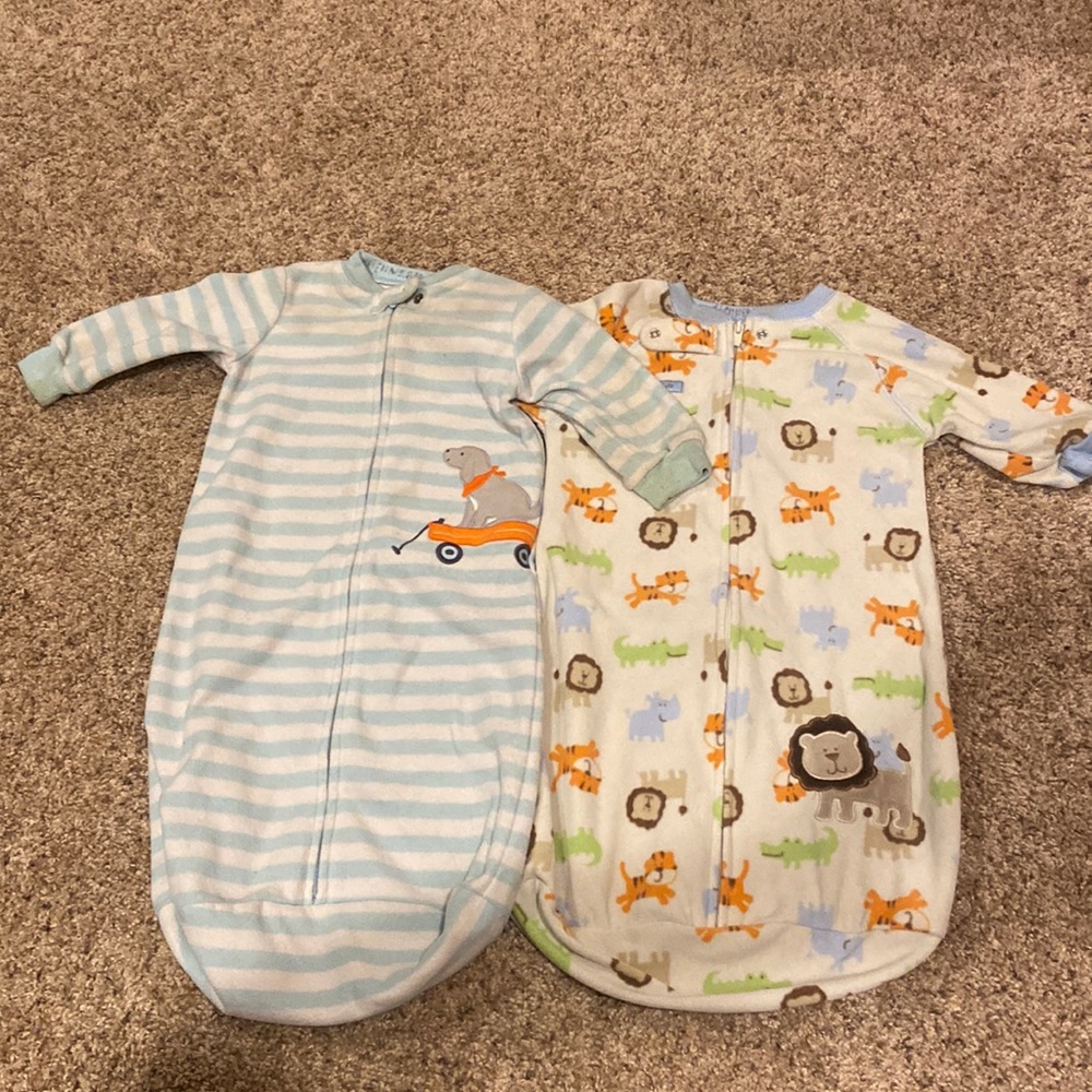 2 blanket sleepers